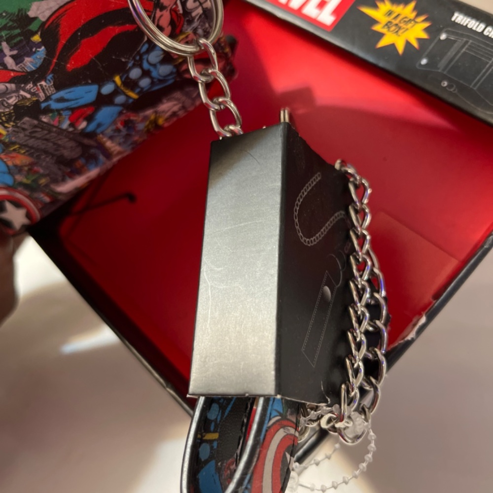 Marvel wallets!New! - Picture 3 of 5